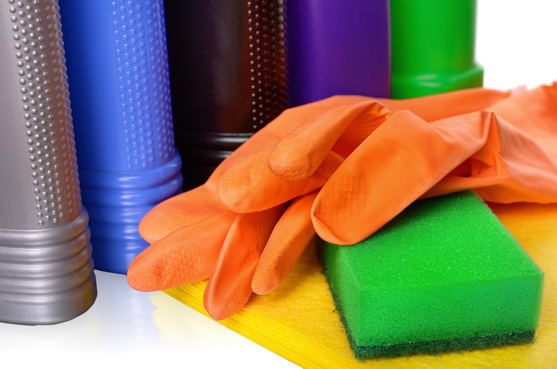 Deep Cleaning vs. Standard Cleaning in Norfolk, VA
